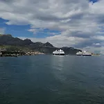 Bed & Breakfast Namuri 4*